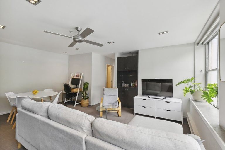 Photo of property in 8c/123 Molesworth Street, Thorndon, Wellington, 6011