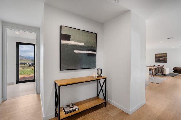 Photo of property in 101 Spur Ridge Rise, Jacks Point, 9371