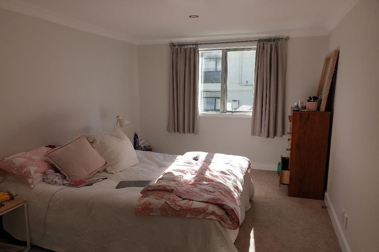 Photo of property in 1/128 Britomart Street, Berhampore, Wellington, 6023