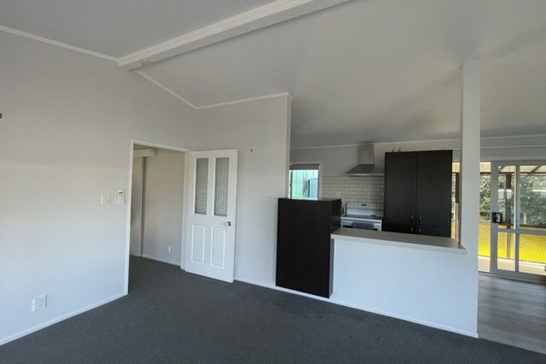 Photo of property in 2/18 Holsworthy Road, Lower Vogeltown, New Plymouth, 4310