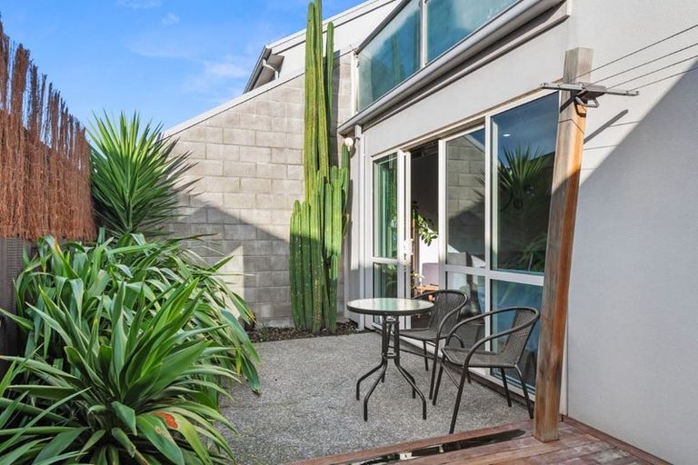 Photo of property in 4/59 Olliviers Road, Phillipstown, Christchurch, 8011