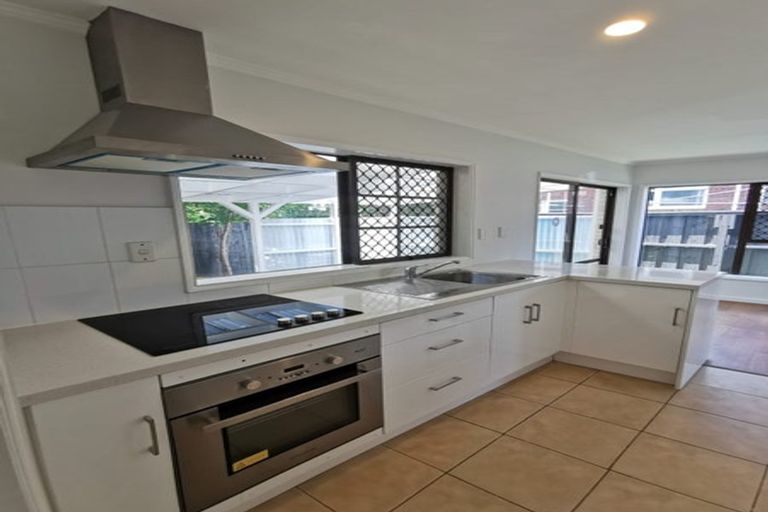 Photo of property in 1/7 Hororata Road, Hauraki, Auckland, 0622