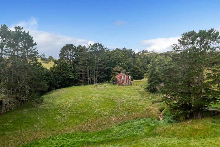 Photo of property in 210c Monowai Road, Wainui, Silverdale, 0994