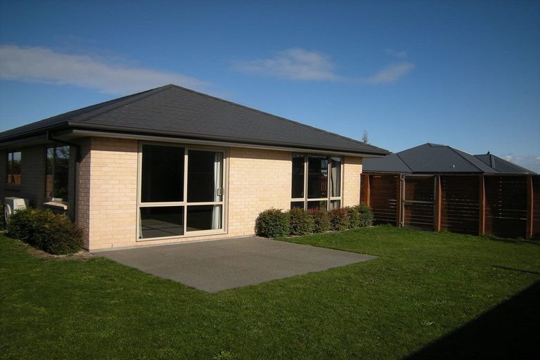 Photo of property in 15h Marlowe Place, Rolleston, 7614