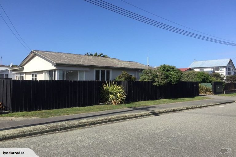 Photo of property in 133 Oram Avenue, New Brighton, Christchurch, 8061