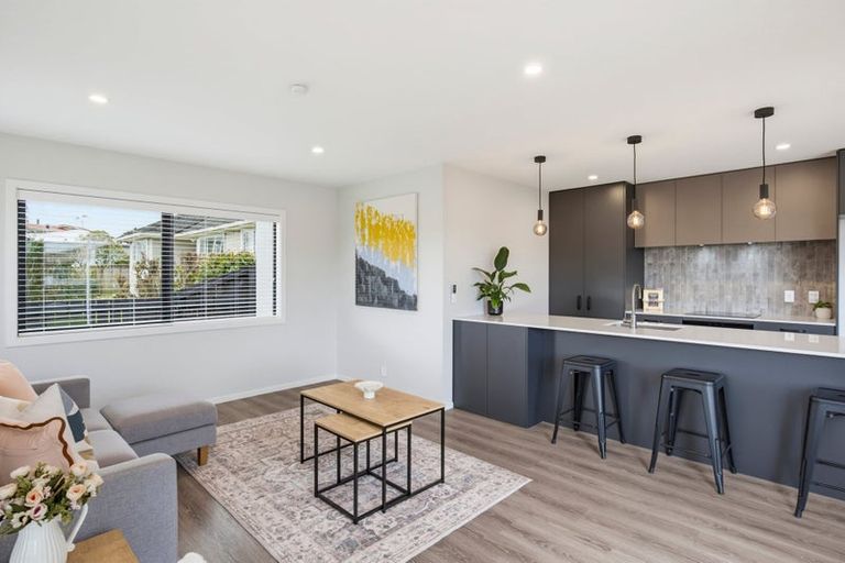 Photo of property in 158 Weraroa Road, Levin, 5510