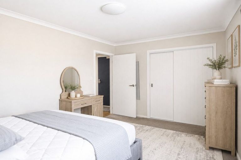 Photo of property in 10/19 Collins Avenue, Tawa, Wellington, 5028