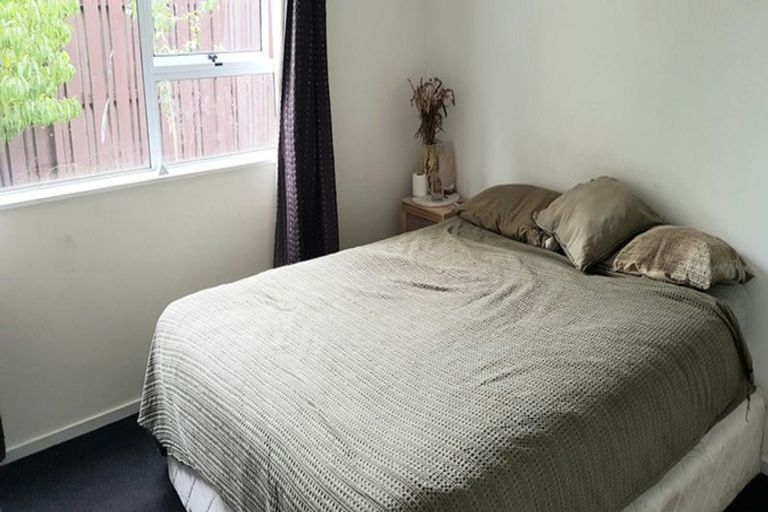 Photo of property in 14b Castile Place, Belfast, Christchurch, 8051