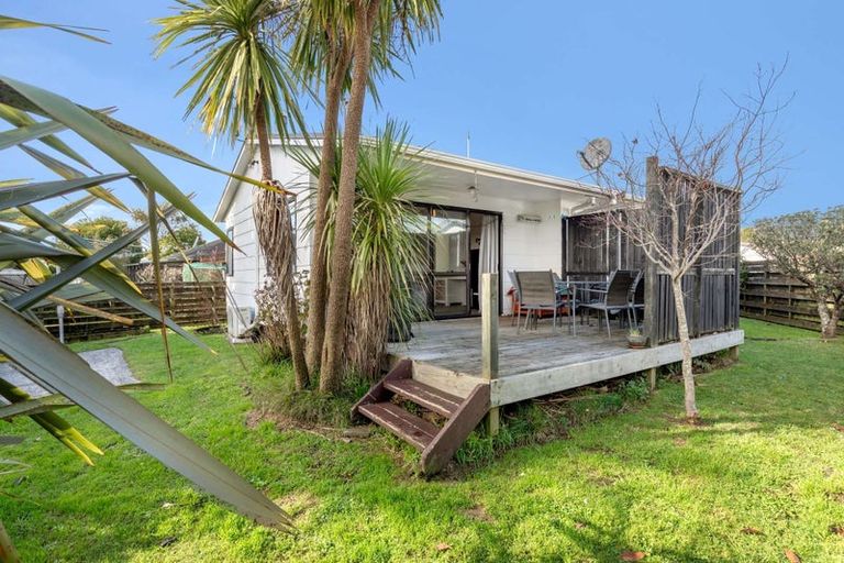 Photo of property in 35b Aquarius Drive, Kawaha Point, Rotorua, 3010