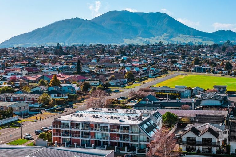 Photo of property in 101 On Roberts, 2/101 Roberts Street, Taupo, 3330