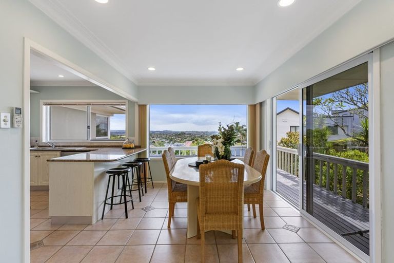 Photo of property in 10 Etherege Place, Howick, Auckland, 2014