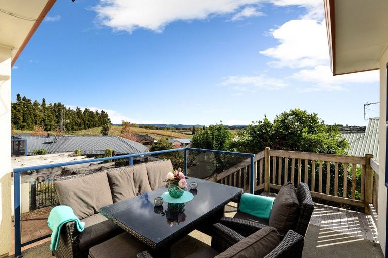 Photo of property in 46 Greenfield Drive, Western Heights, Hamilton, 3200