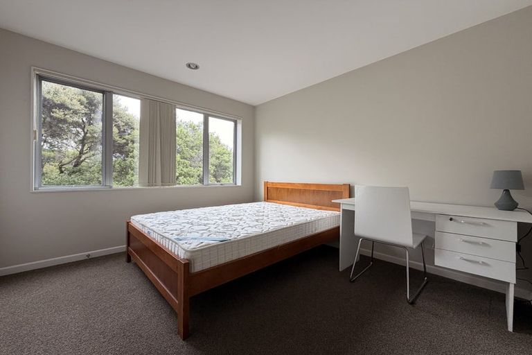 Photo of property in 70 Laurel Oak Drive, Schnapper Rock, Auckland, 0632