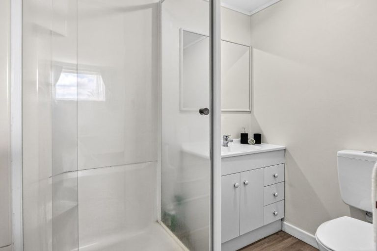 Photo of property in 18 Totara Drive, St Andrews, Hamilton, 3200