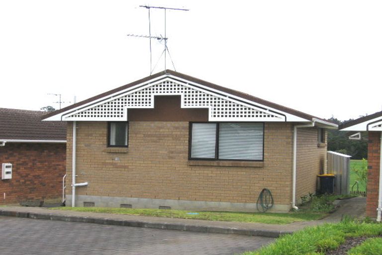 Photo of property in Shepherds Park Retirement Village, 16/2 John Bracken Way, Beach Haven, Auckland, 0626