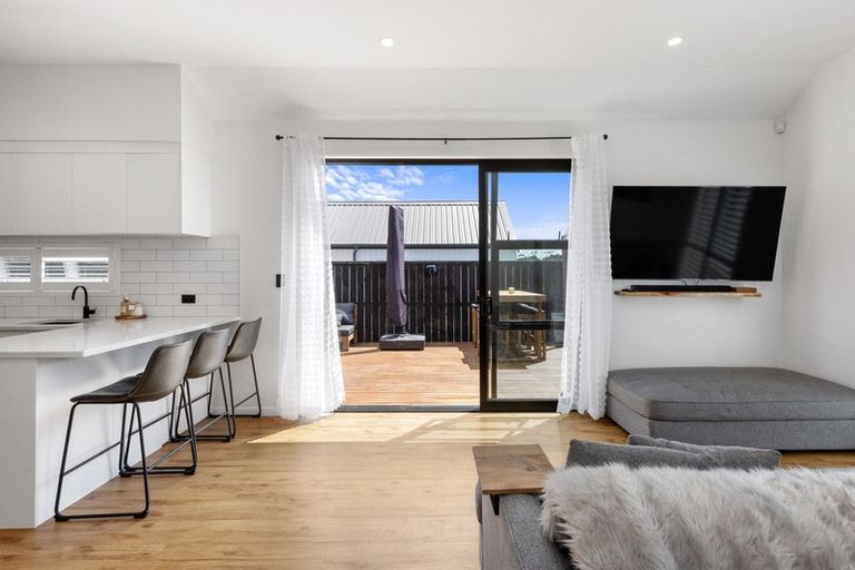 Photo of property in 112 Whenuapai Drive, Whenuapai, Auckland, 0618