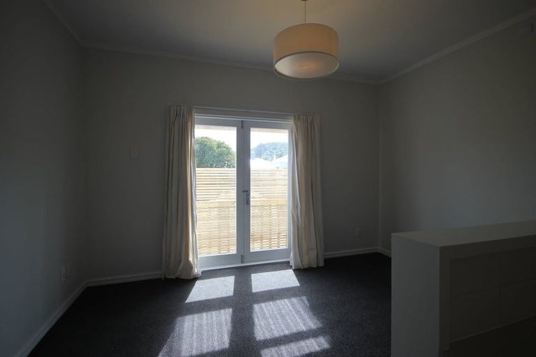 Photo of property in 3 Somerset Avenue, Newtown, Wellington, 6021