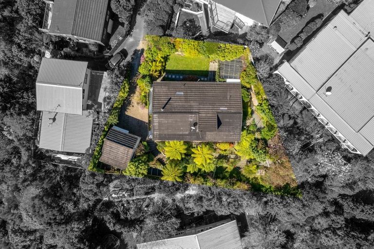 Photo of property in 13 Kenilworth Grove, Silverstream, Upper Hutt, 5019