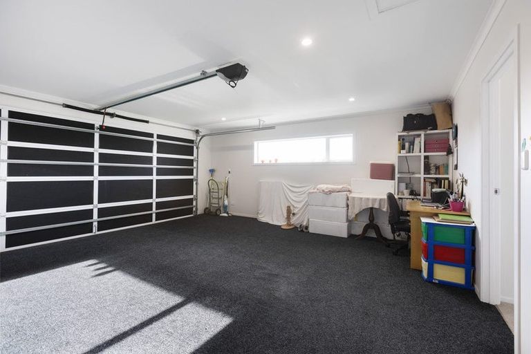 Photo of property in 18 Roka Street, Bell Block, New Plymouth, 4312