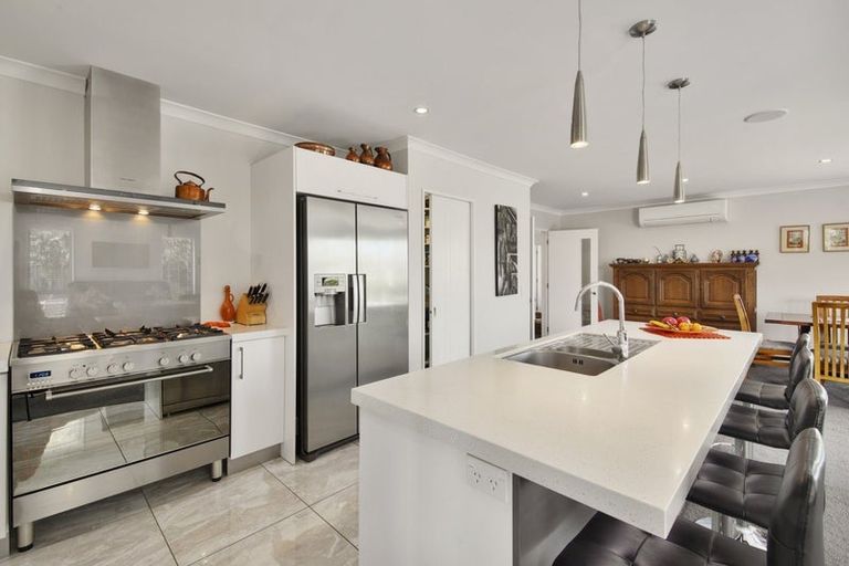 Photo of property in 7 Pimlico Place, Rangiora, 7400