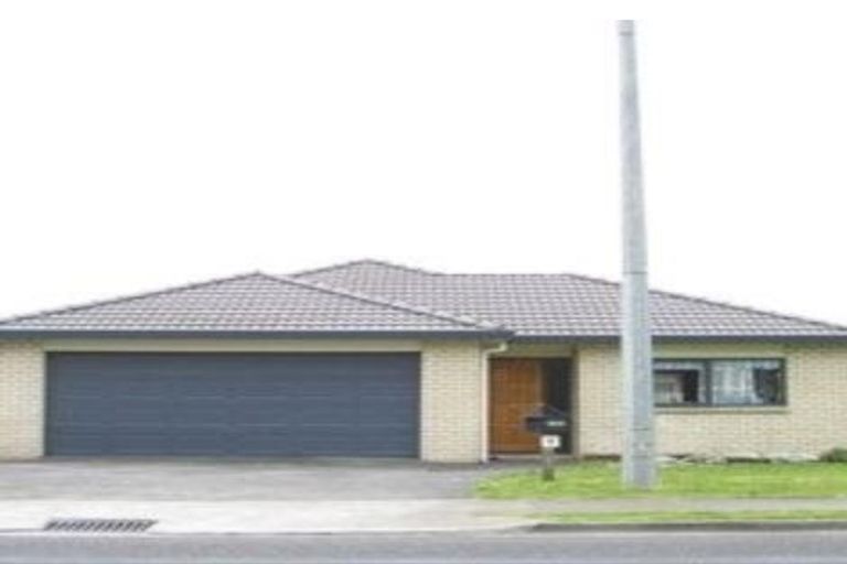 Photo of property in 100a Manuroa Road, Takanini, 2112
