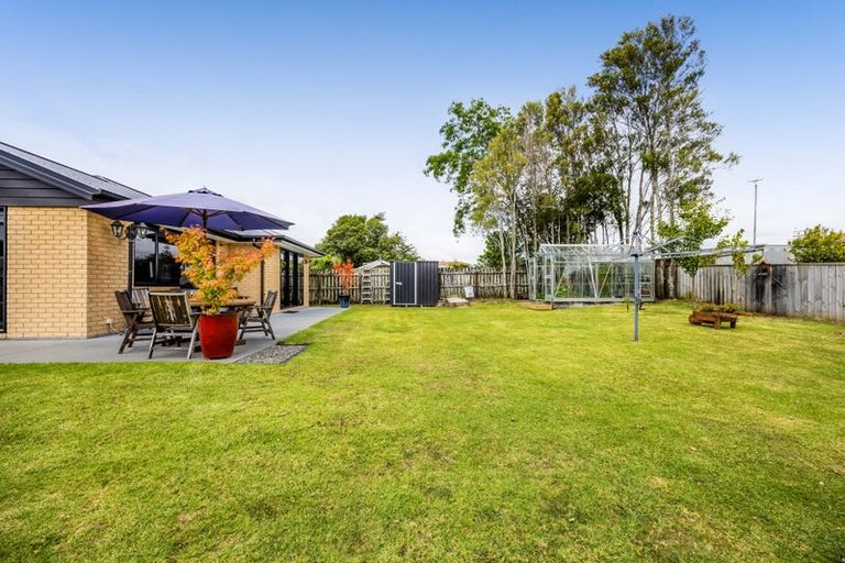 Photo of property in 13 Karaka Street, Merrilands, New Plymouth, 4312