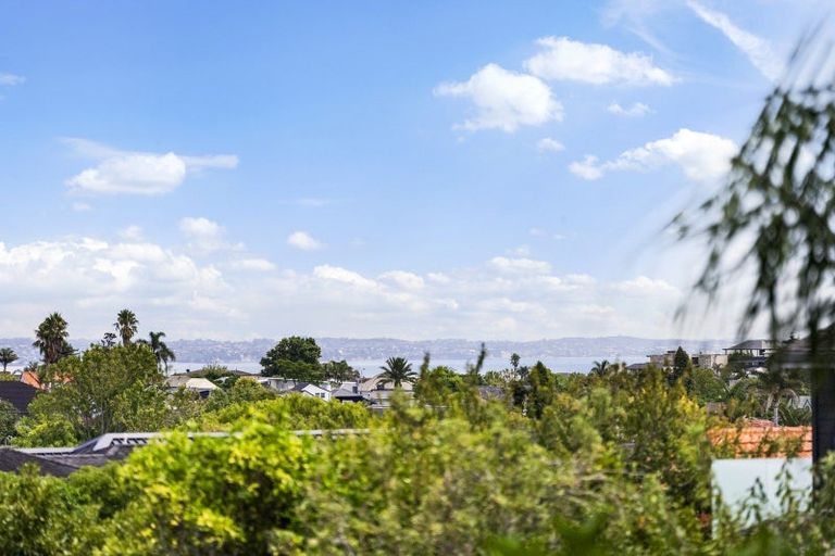 Photo of property in 16 Colchester Avenue, Glendowie, Auckland, 1071