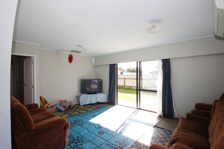 Photo of property in 5b Kilkee Terrace, Flaxmere, Hastings, 4120