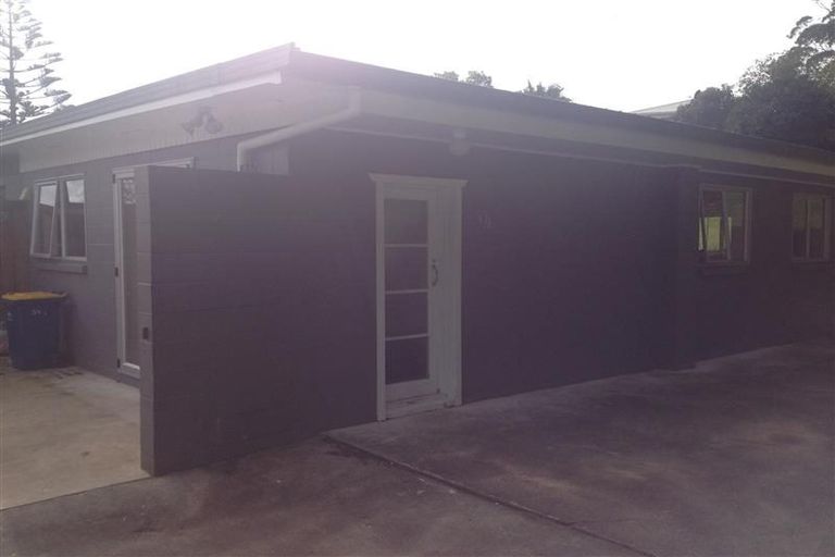 Photo of property in 39b Valley Road, Glenfield, Auckland, 0629