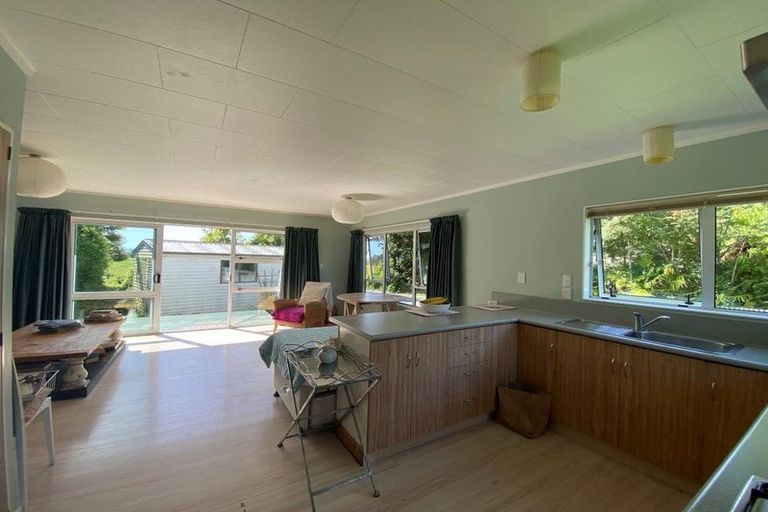 Photo of property in 630 Abel Tasman Drive, Clifton, Takaka, 7183