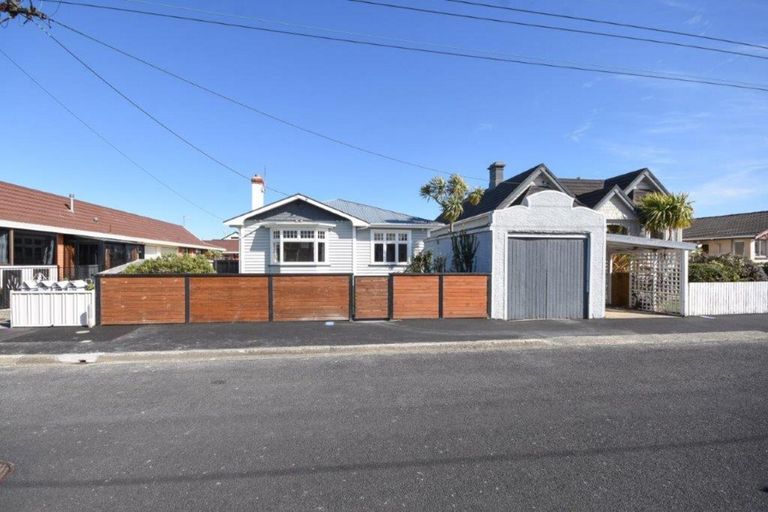Photo of property in 42 Grove Street, Saint Kilda, Dunedin, 9012