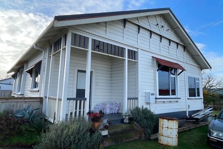 Photo of property in 111 Heads Road, Gonville, Whanganui, 4501