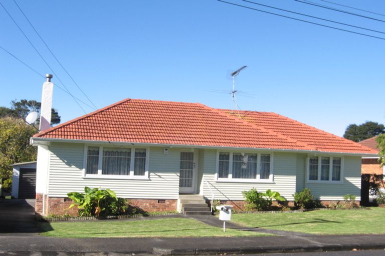 Photo of property in 6 Kay Road, Manurewa, Auckland, 2102