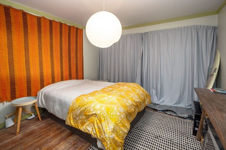 Photo of property in 36 Jellicoe Street, Martinborough, 5711