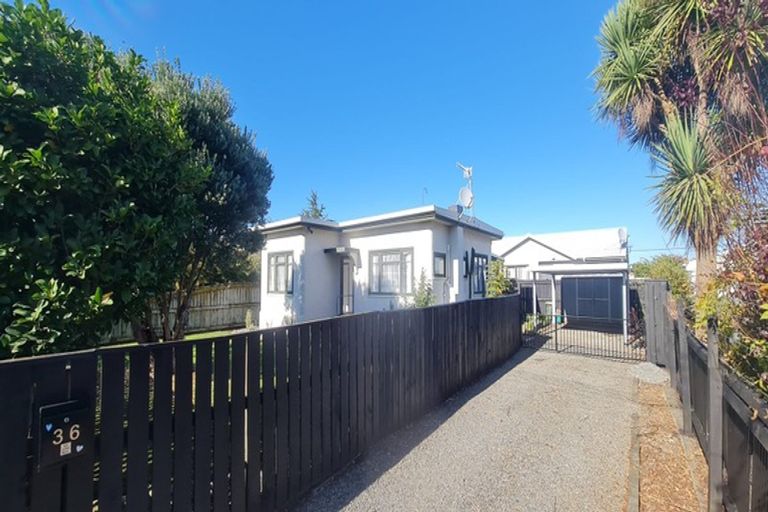 Photo of property in 36 Wilton Street, Levin, 5510