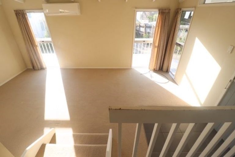 Photo of property in 4a Branston Avenue, Browns Bay, Auckland, 0630