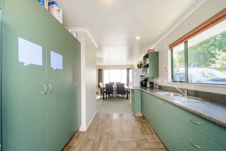 Photo of property in 44 South Street, West End, Palmerston North, 4410