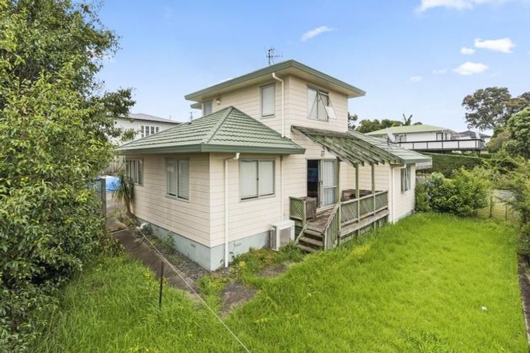 Photo of property in 26a Orams Road, Hillpark, Auckland, 2102