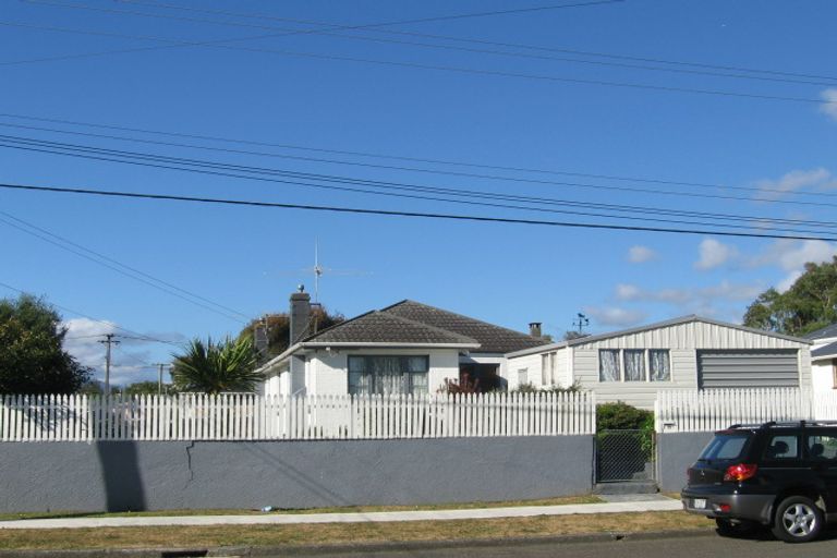 Photo of property in 10 Merton Street, Trentham, Upper Hutt, 5018