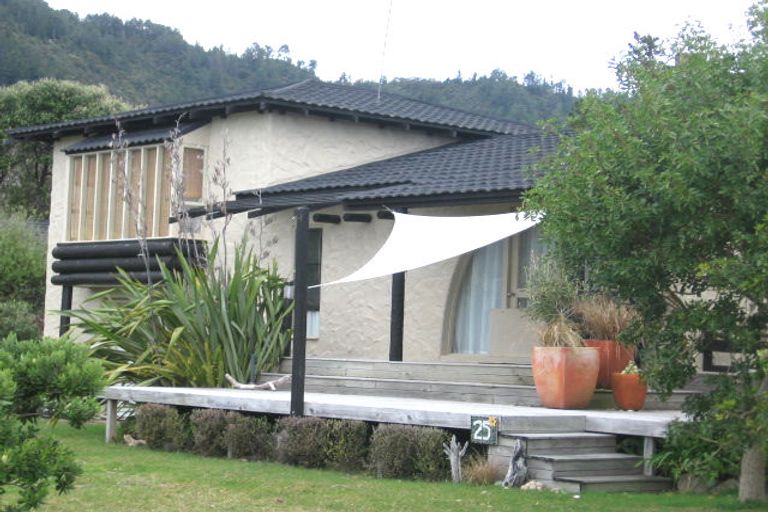 Photo of property in 25 Beaumont Green, Pauanui, Hikuai, 3579