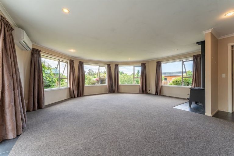 Photo of property in 23 Grove Avenue, Weston, Oamaru, 9401