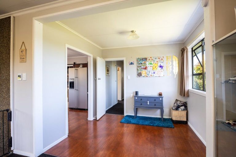 Photo of property in 114 Oxford Road, Okato, 4335