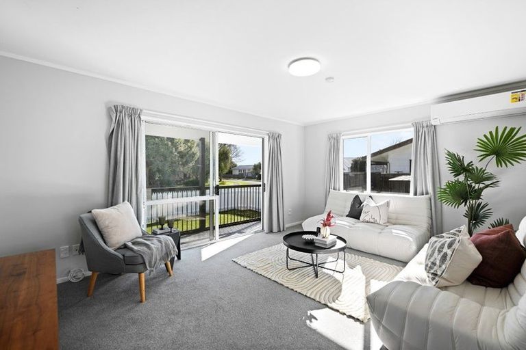 Photo of property in 15 Reeves Close, Fairview Downs, Hamilton, 3214