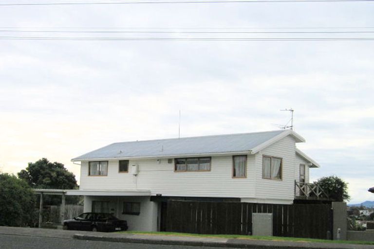 Photo of property in 144 Sandspit Road, Shelly Park, Auckland, 2014