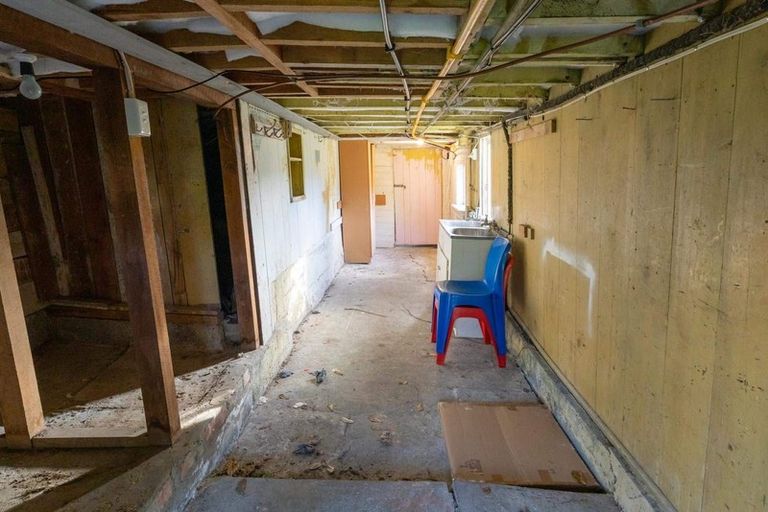 Photo of property in 2 Fernhill Terrace, Wadestown, Wellington, 6012