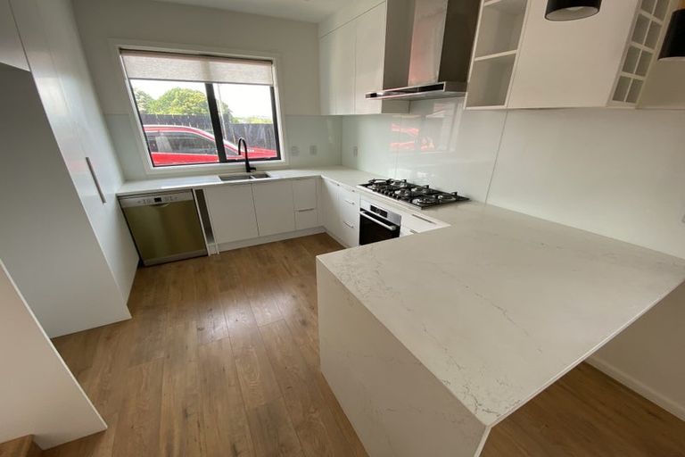 Photo of property in 35e Vincent Street, Howick, Auckland, 2014