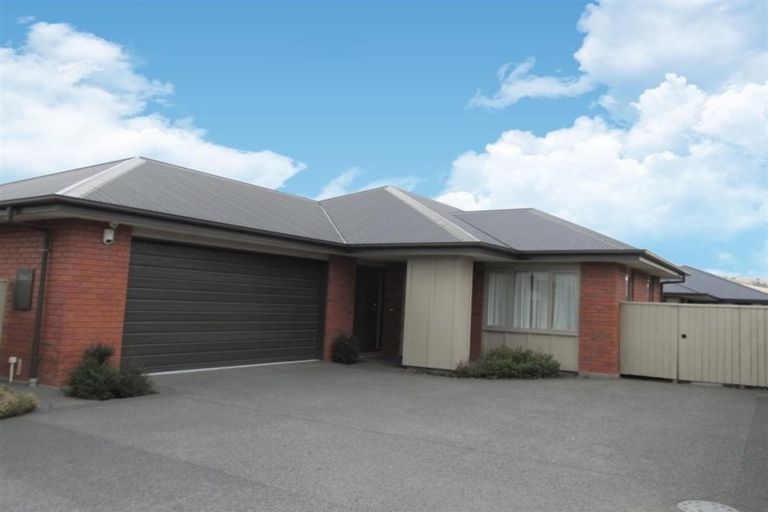 Photo of property in 10 Saint Florian Place, Woolston, Christchurch, 8062