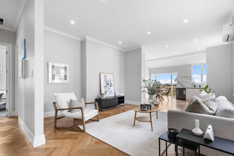 Photo of property in 94 Calliope Road, Stanley Point, Auckland, 0624