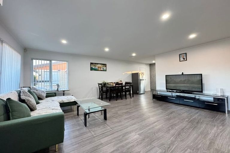 Photo of property in 1/13 Berwyn Avenue, Takanini, 2112