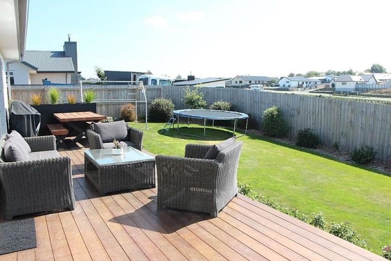Photo of property in 30 Lazarette Loop, Gleniti, Timaru, 7910